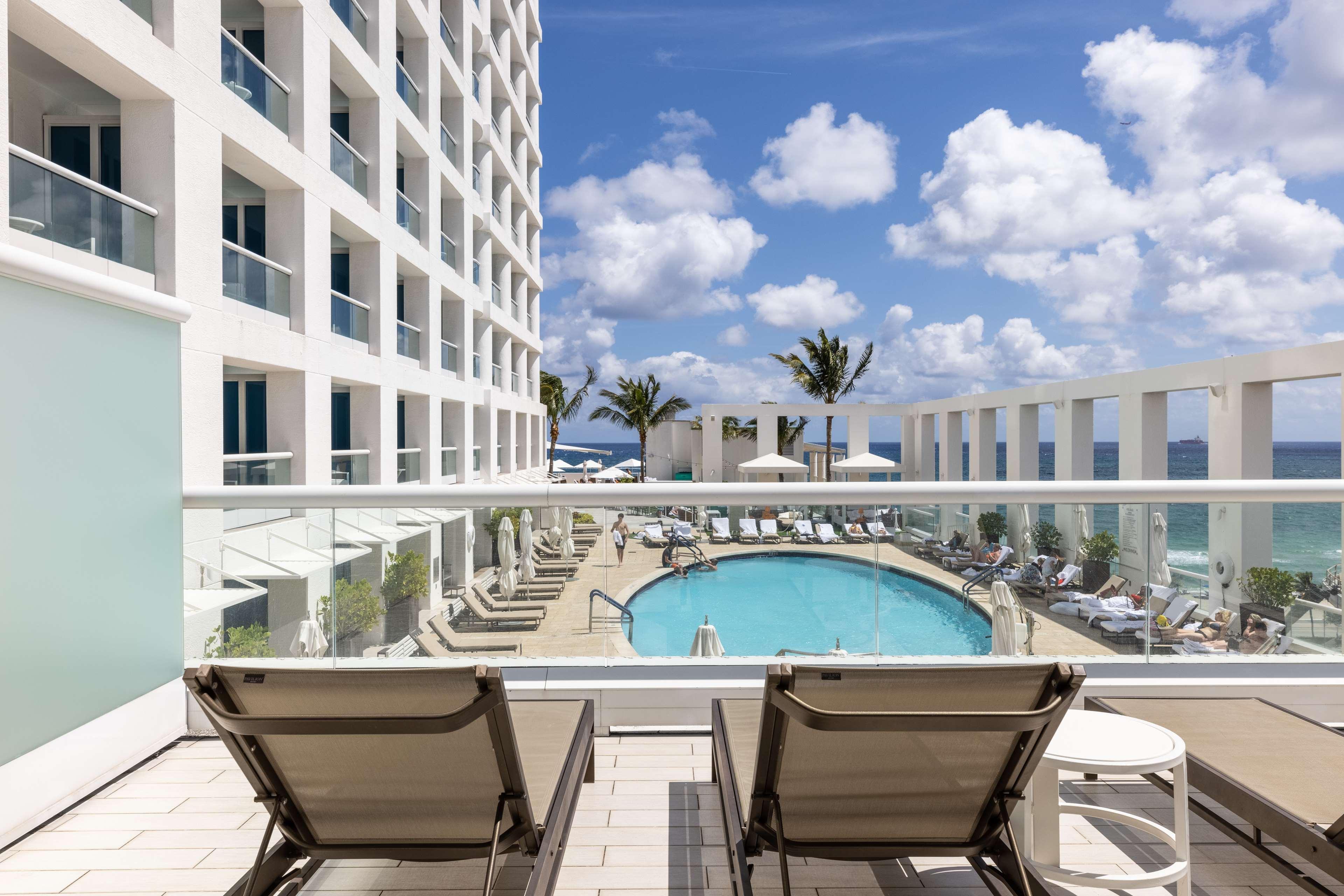 Отель Conrad Fort Lauderdale Beach Экстерьер фото