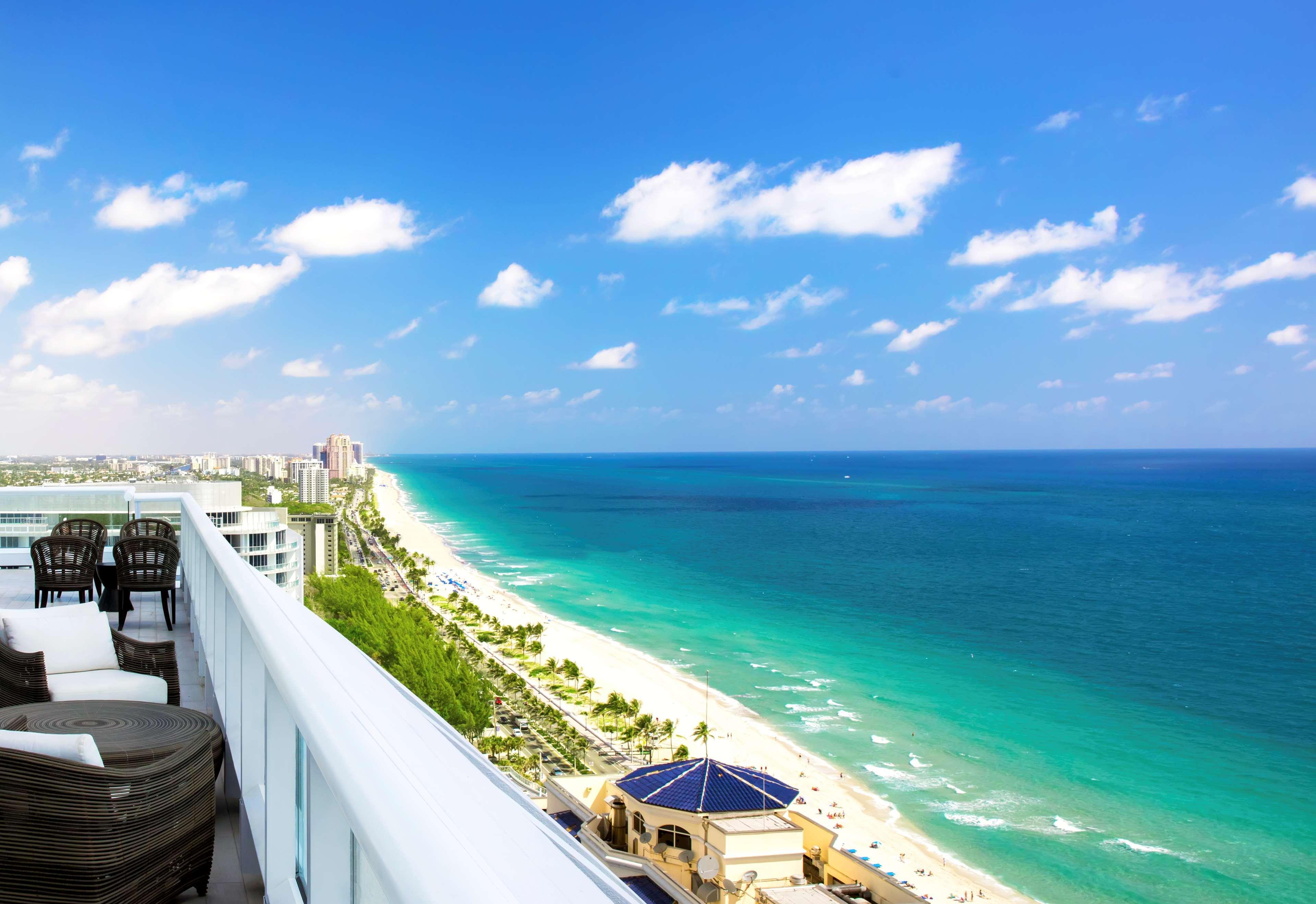 Отель Conrad Fort Lauderdale Beach Экстерьер фото