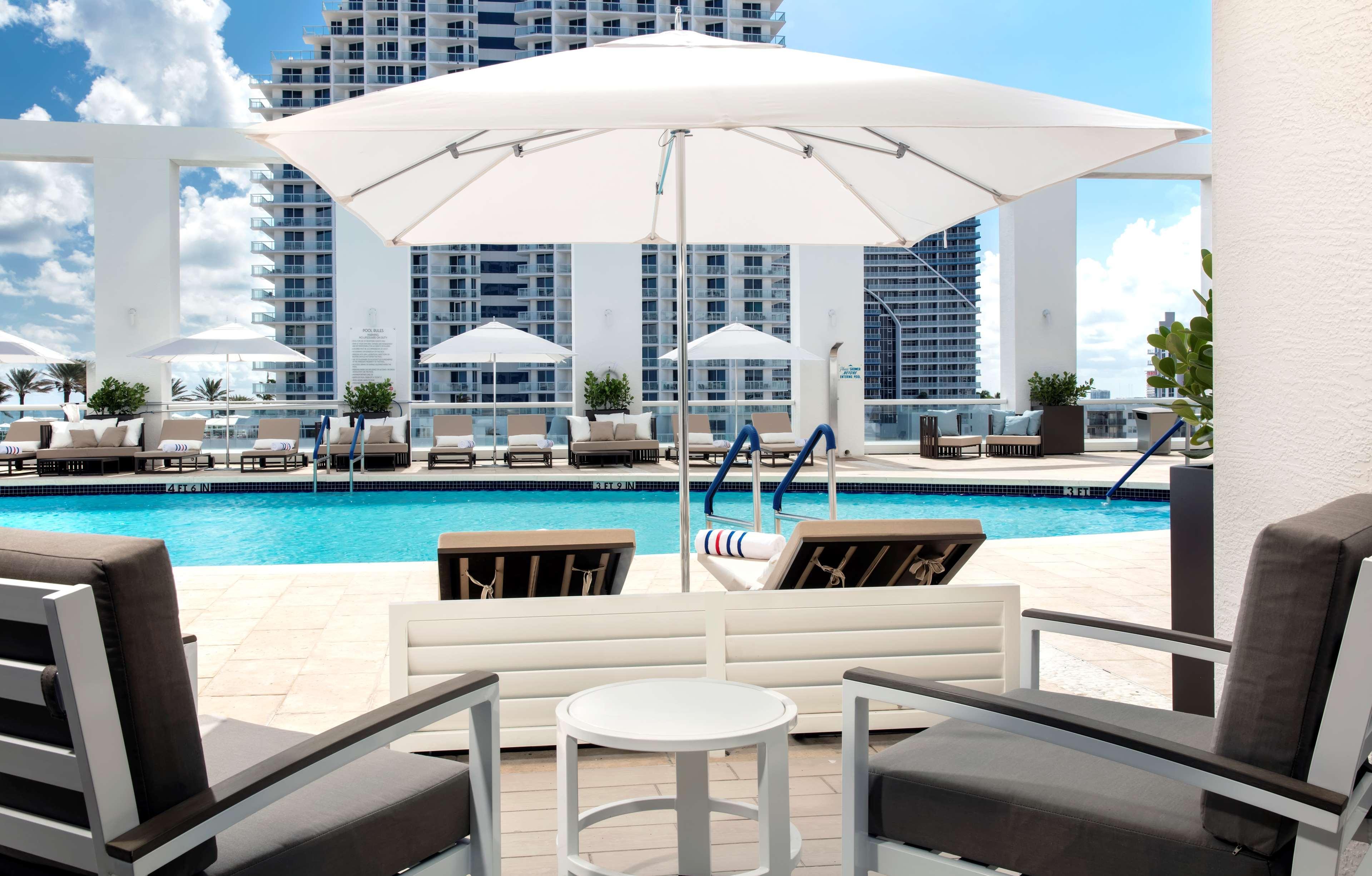 Отель Conrad Fort Lauderdale Beach Экстерьер фото