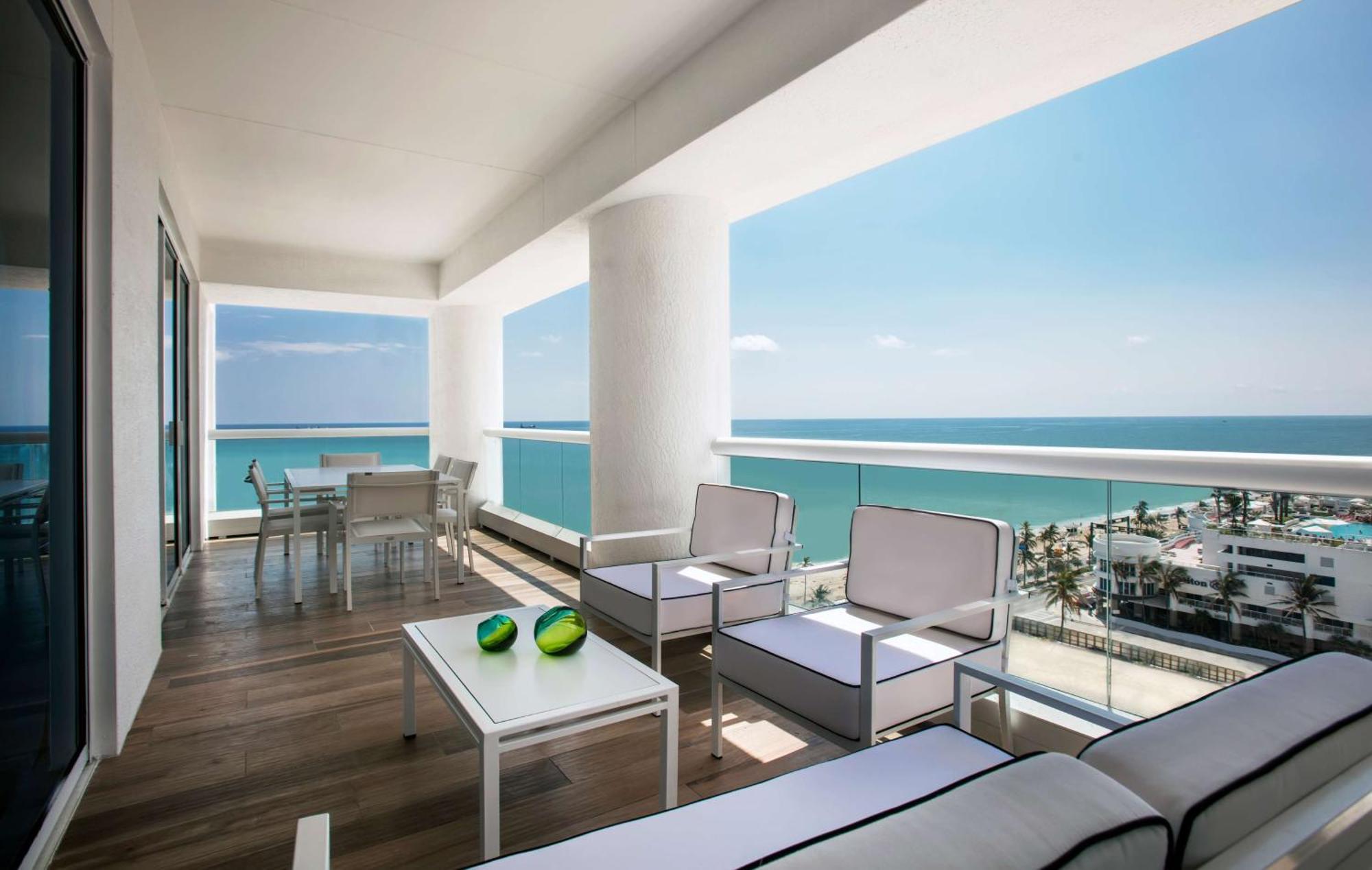 Отель Conrad Fort Lauderdale Beach Экстерьер фото